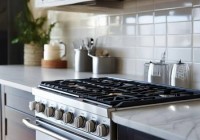 欧意燃气灶客服全天候传授【家用三代燃气灶价格一览：性价比之选推荐】