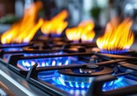 光芒燃气灶全国客户支持热线教你√燃气灶选购攻略：轻松掌握燃气开通技巧