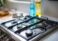 百野燃气灶客服热线畅通解读↑燃气灶油渍处理小技巧