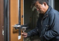 屋里屋外防盗门服务网点咨询热线解析&合肥防盗门更换锁芯：安全升级一步到位
