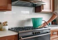 老板油烟机售后电话24小时解释㊤食堂油烟机清洗的重要性与注意事项